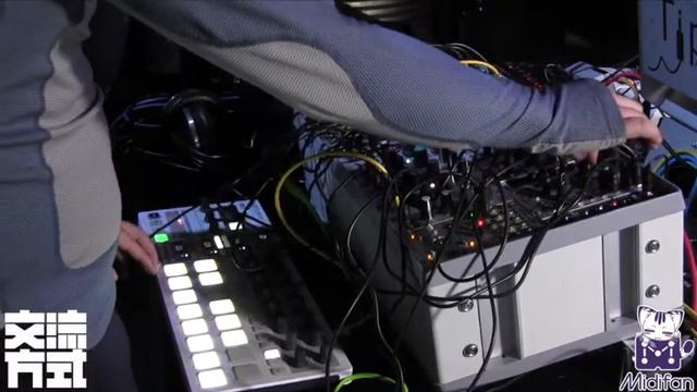 777 Modular Show at ModularCommune Vol.8 180920 Beijing China смотреть онлайн