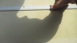 Как закрепить профиль для натяжного потолка к гипсокартону.