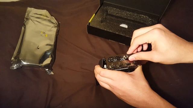 UNBOXING GeForce GTX 1050 Ti Windforce OC 4G Gigabyte! смотреть онлайн