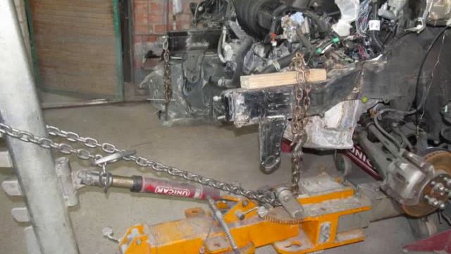 Pontiac Vibe. Ремонт. смотреть онлайн