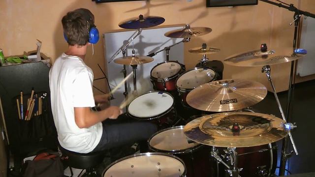The Baseballs - Umbrella Drum Cover (HD) смотреть онлайн