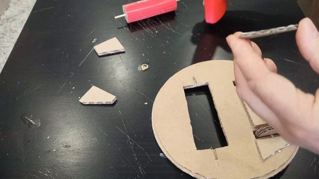 Робот-пылесос из картона / robot vacuum cleaner made of cardboard смотреть онлайн