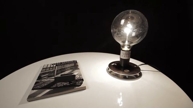 Eero Saarinen Style Tulip Table смотреть онлайн