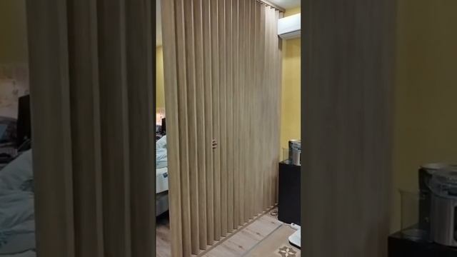 поворотный брус как идеальный способ для зонирования. поворотные рейки. #идеидлядома #перегородка смотреть онлайн