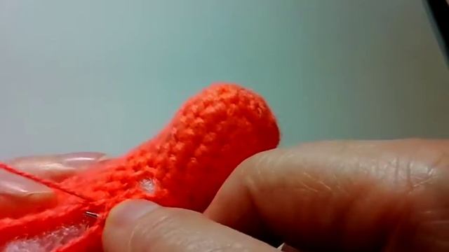 Мишулечка, ч. 2. Мастер класс вязания мишки крючком. смотреть онлайн