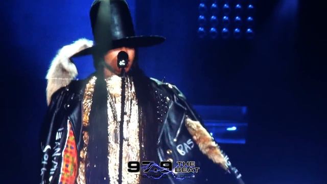 Erykah Badu Tyrone Live at Bad Boy Reunion Tour Dallas смотреть онлайн