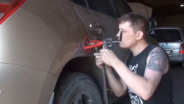 Toyota Rav 4 Ремонт заднего крыла и задней двери смотреть онлайн