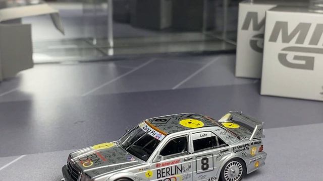 MINI GT Mercedes 190E Set