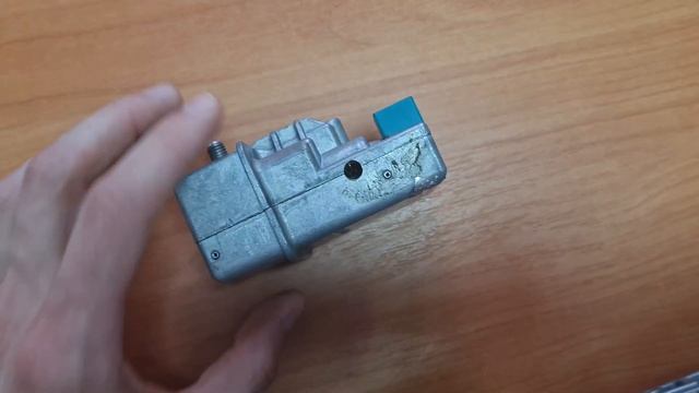 Мерседес w207 не заводится не включается зажигание. Ремонт блокиратора защелки руля ESL ELV Mercede смотреть онлайн