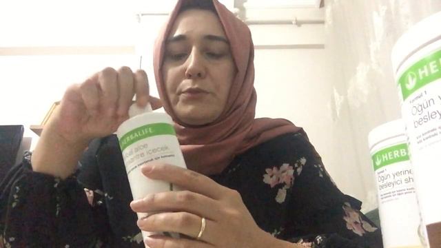 Herbalife Herbal Aloe Konsantre İçecek смотреть онлайн