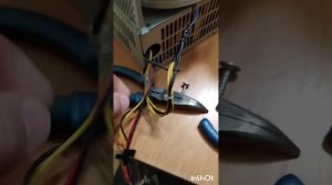 Ремонт входных дверей.Чем залатать на дверях отверстия от замков+лайфхак для тех кто с ?