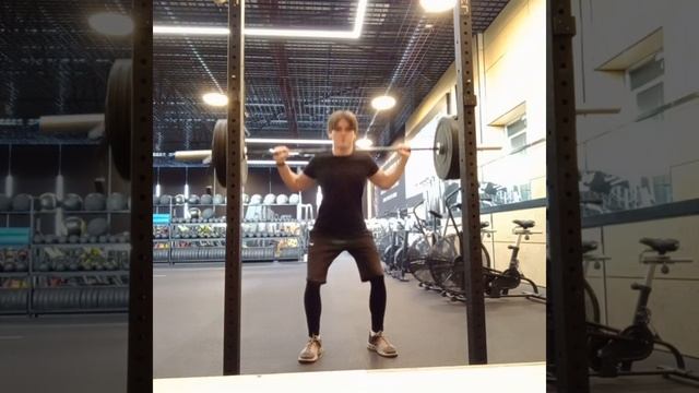 Присед со штангой 70 кг