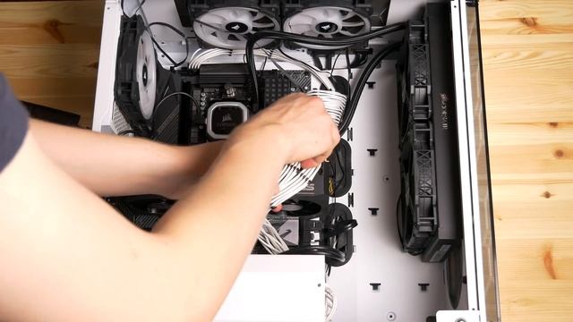 OSTIN UUDEN NÄYTÖNOHJAIMEN JA VAIHDOIN VALMISTAJAA! - Asus RX 5700 XT TUF Gaming X3 OC 8GB смотреть онлайн
