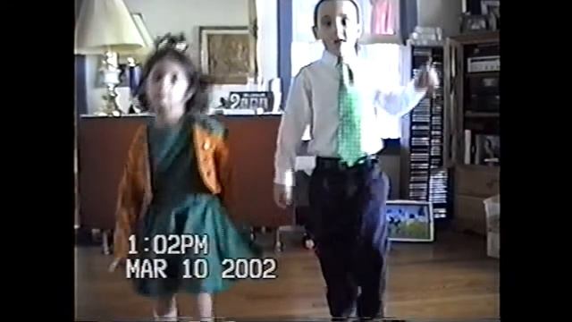 Connor and Molly Irish Dance living room 2002 смотреть онлайн