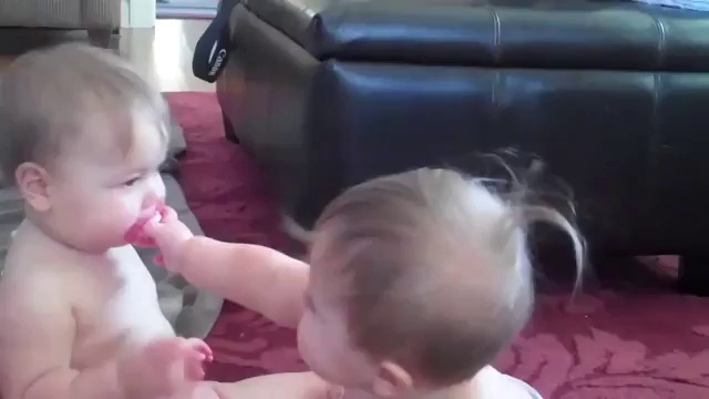 Одна соска на двоих смотреть онлайн