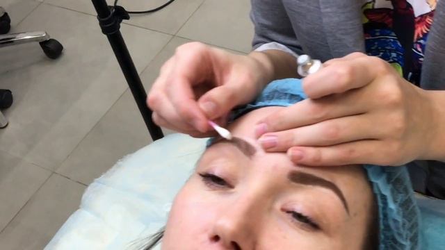Микроблейдинг бровей - Растушевка смотреть онлайн