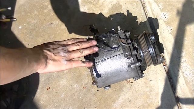 AC Compressor Replacement on 2002 Mitsubishi Lancer смотреть онлайн