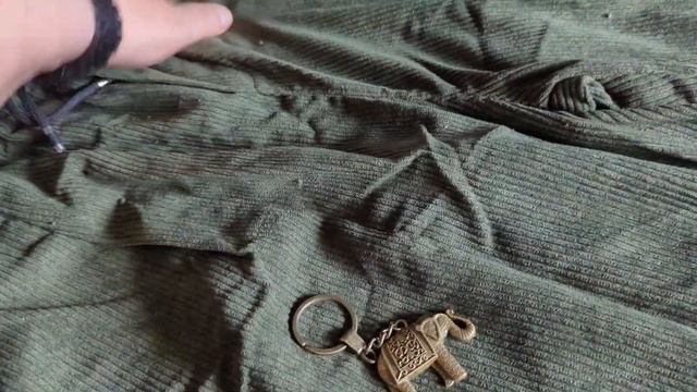 Летние "пирамиды" из вельвета смотреть онлайн