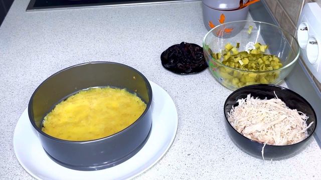 УЗНАЙ ТО, ЧТО ДЕЛАЕТ САЛАТ «ТОРЖЕСТВО» ТАКИМ ОСОБЕННЫМ! смотреть онлайн