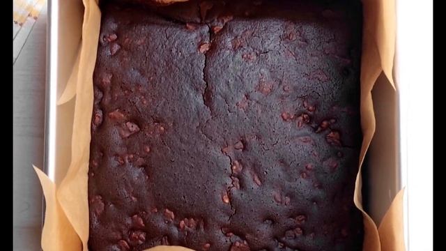 ШОКОЛАДНЫЙ ПОСТНЫЙ ПИРОГ БЕЗ ЯИЦ и Глютена Простой Полезный ПП Chocolate Vegan Gluten-Free Brownie смотреть онлайн