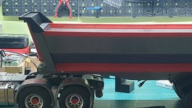 Tištěný model 3D - návěs sklopka 1/14 část 2 ( 3D printed model - semitrailer tipper 1/14 part 2) смотреть онлайн