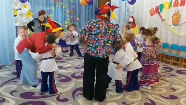 Хоровод "Мы друзья" смотреть онлайн
