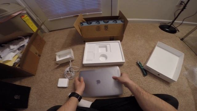 Unboxing Used Apple Macbook Pro 2016 MNQF2LLA Gray 13 3 Retina i5 8GB 512GB Touch Bar смотреть онлайн