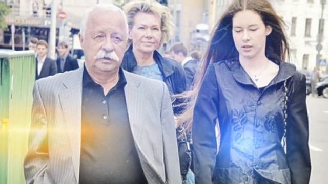 Вы ахнете узнав, почему Якубович и его молодая жена живут в разных домах? смотреть онлайн