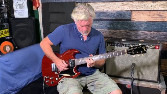 1966 Gibson SG Special смотреть онлайн