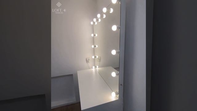 Стол с гримёрным зеркалом смотреть онлайн