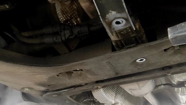 Замена нижней опоры двигателя Renault Megane 2 Scenic 2 замена гитары Рено Меган 2 #самсебесто #CHV смотреть онлайн