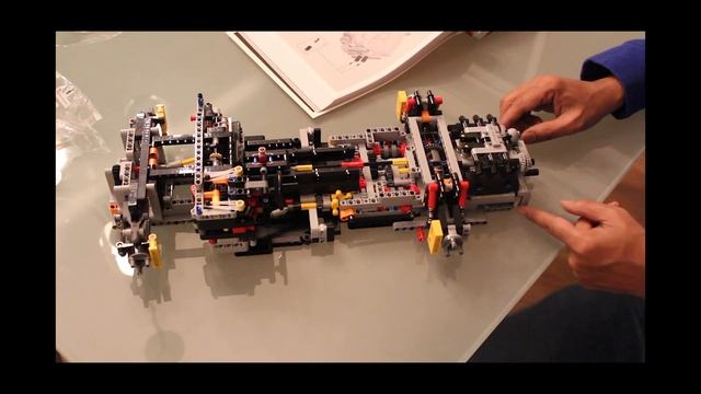 LEGO Technic Porsche 911 GT3RS Build
