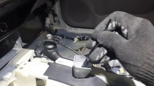 Как снять рычаг АКПП Паджеро спорт 2. Осторожно!