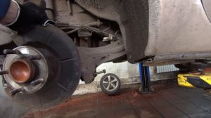 замена сайленблоков на продольных рычагах / Mazda 3 BK связаться со мной wichengad@gmail.com