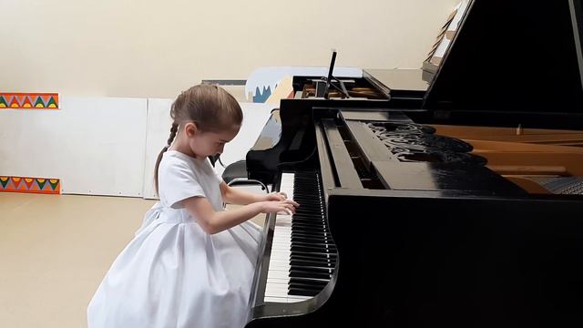 И.Иордан "Охота за Бабочкой", исполняет Бехова Р. 1 класс смотреть онлайн