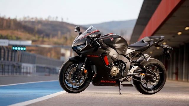 WOW! Honda CBR1000RR 2017  Review!