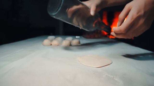 HOMEMADE PIZZA B-ROLL (Sony Nex-5n) смотреть онлайн