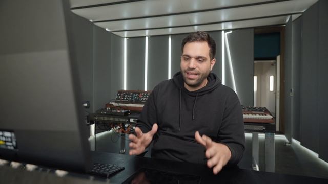 Logic Pro for iPad Review - is it designed to fail ? смотреть онлайн