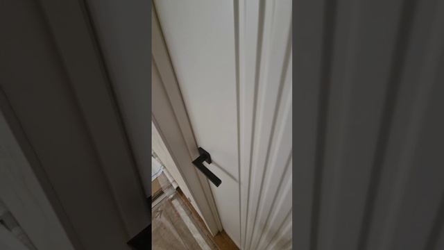 Видео от Дверное дело.Шаблон для врезки фурнитуры смотреть онлайн