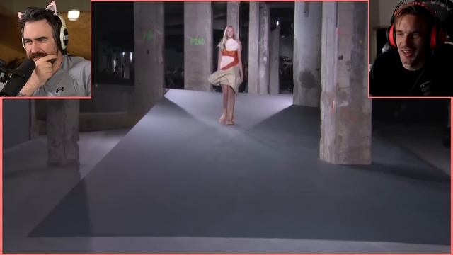 I Show Pewdiepie Cursed Fashion (he loves it) смотреть онлайн