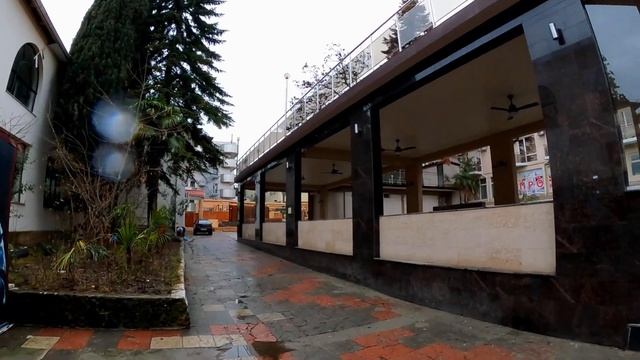 ул.Победы 153, отель "Кардинал" и бассейн, ну как смог! 23.02.2021.?ЛАЗАРЕВСКОЕ СЕГОДНЯ?СОЧИ. смотреть онлайн