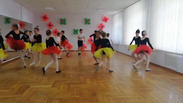 Открытый урок по танцам (22.05.2018) смотреть онлайн