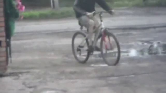 федя летучая мышь выезжает из гаража на велике под кизару смотреть онлайн