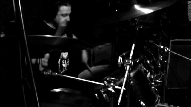 MUNRUTHEL- The Mown Dawns Lie On The Ground (drum cam) смотреть онлайн