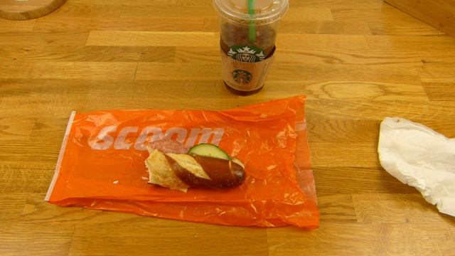 Scoom - Pretzel Stick Salami / Laugenstange Salami смотреть онлайн