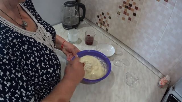 Оладьи на кефире с замороженной вишней в духовке смотреть онлайн