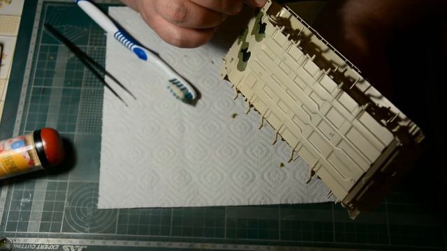 Сборка и покраска БМП-2Д от Trumpeter в масштабе 1:35 Assembly and painting of the model BMP-2D смотреть онлайн
