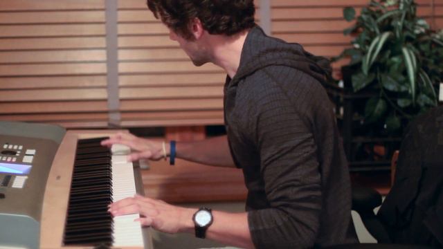 The Lumineers - Stubborn Love - On Piano смотреть онлайн