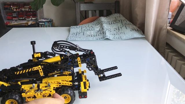 Mould King Technic Telelader - spielt in einer Liga mit Lego und CaDA! MOC-Klau? смотреть онлайн