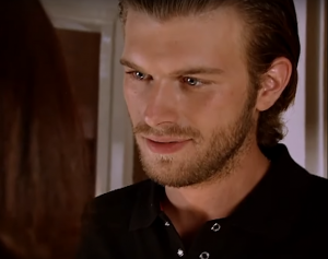 1. Только буду я тебя любить. (1-я серия клип-версии сериала "Гюмюш" / "Серебро")